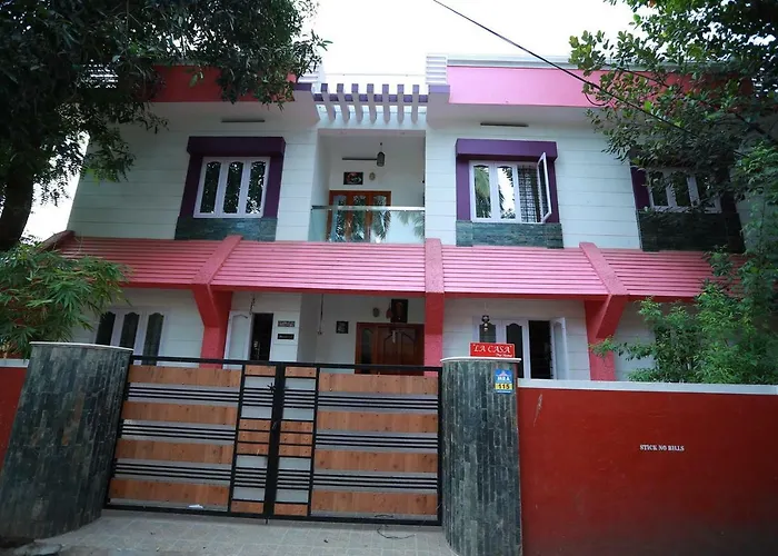 La Casa The Homestay
